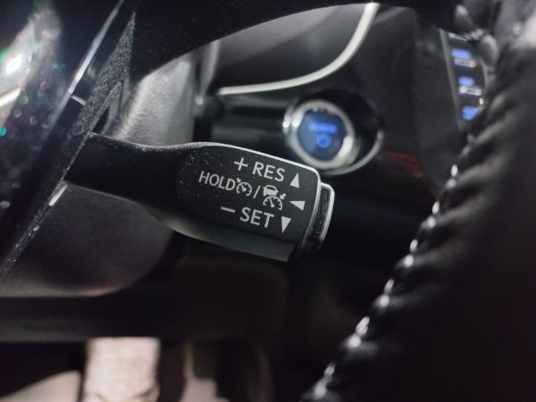 TOYOTA PRIUS PLUG-IN Prius Plug-in 1.8 Hybrid Luxury
