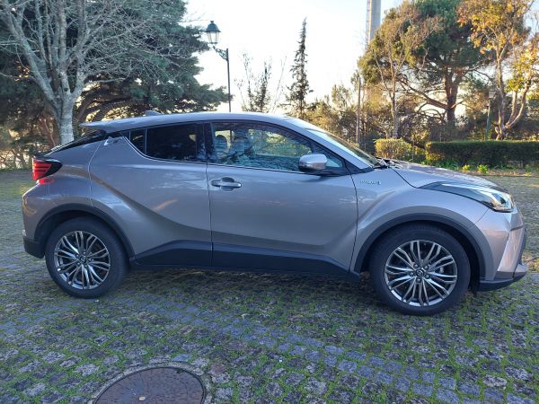 TOYOTA C-HR 1.8 Hybrid Exclusive