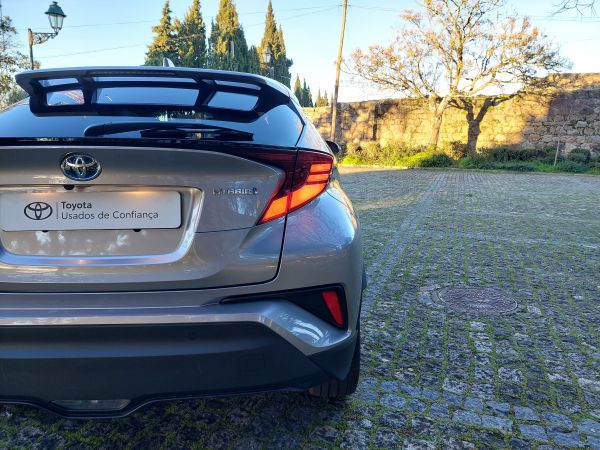 TOYOTA C-HR 1.8 Hybrid Exclusive