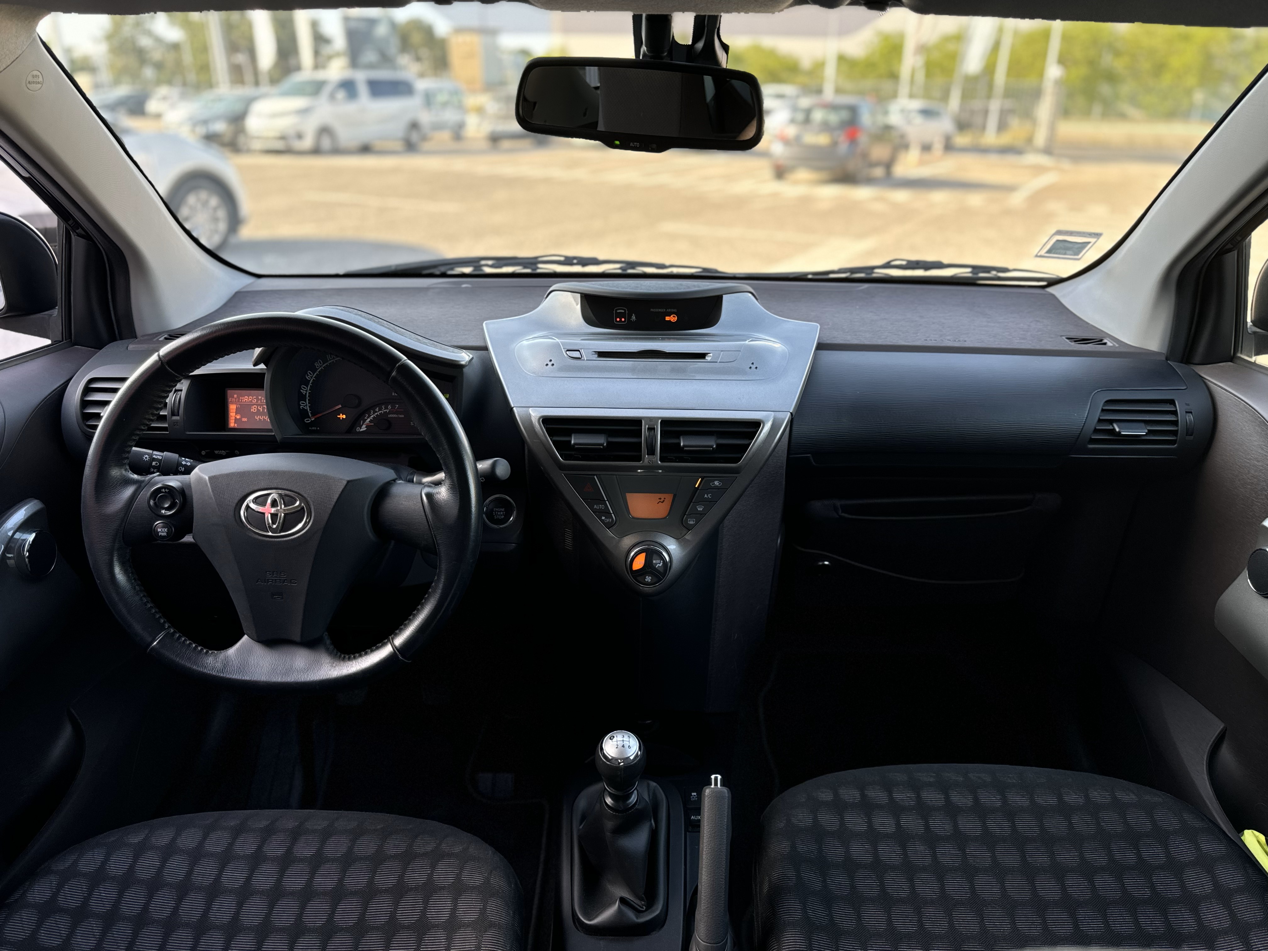 TOYOTA IQ iQ2 1.33 Dual VVT-i
