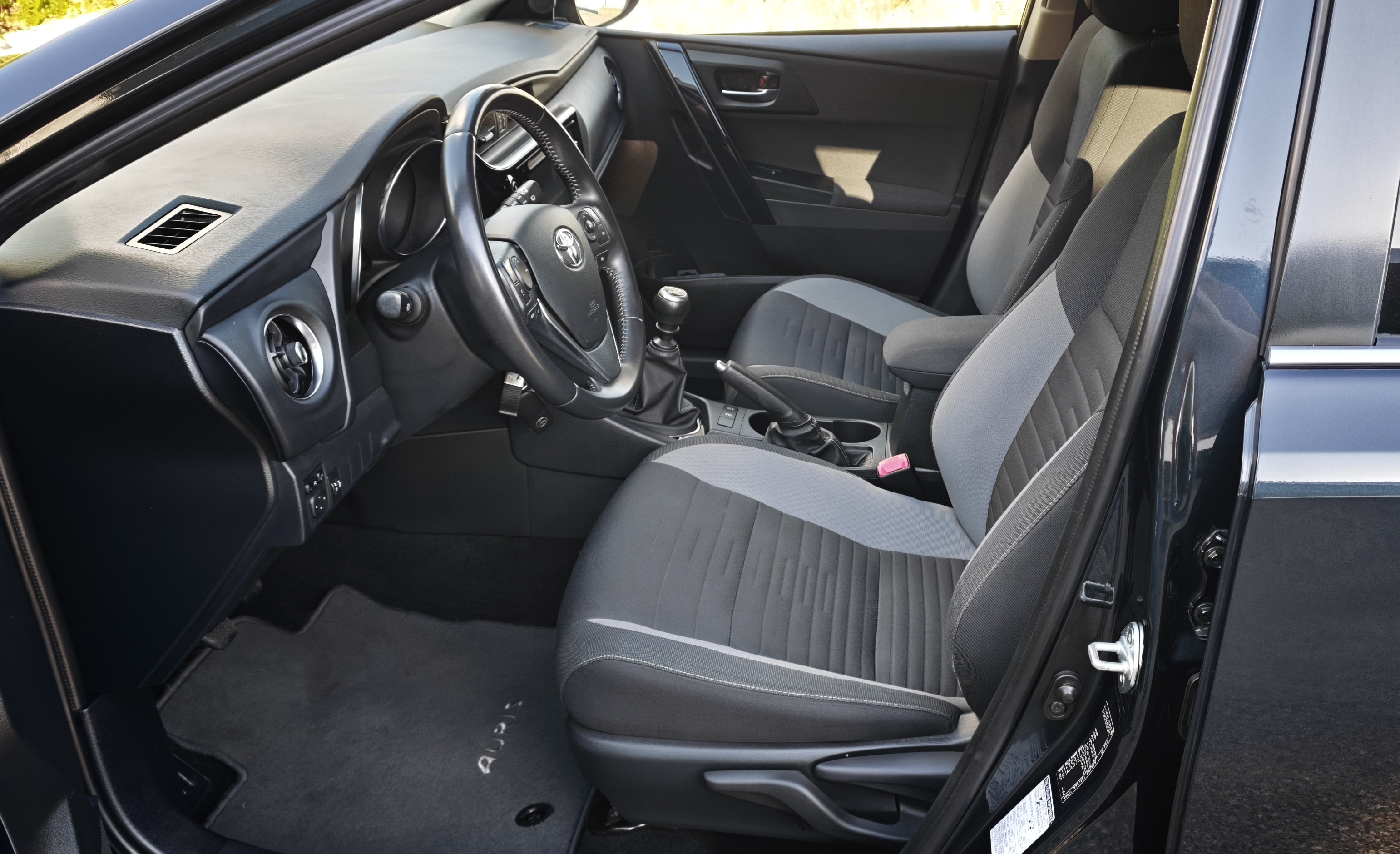 TOYOTA AURIS Auris 1.2T HB Comfort+Pack Sport