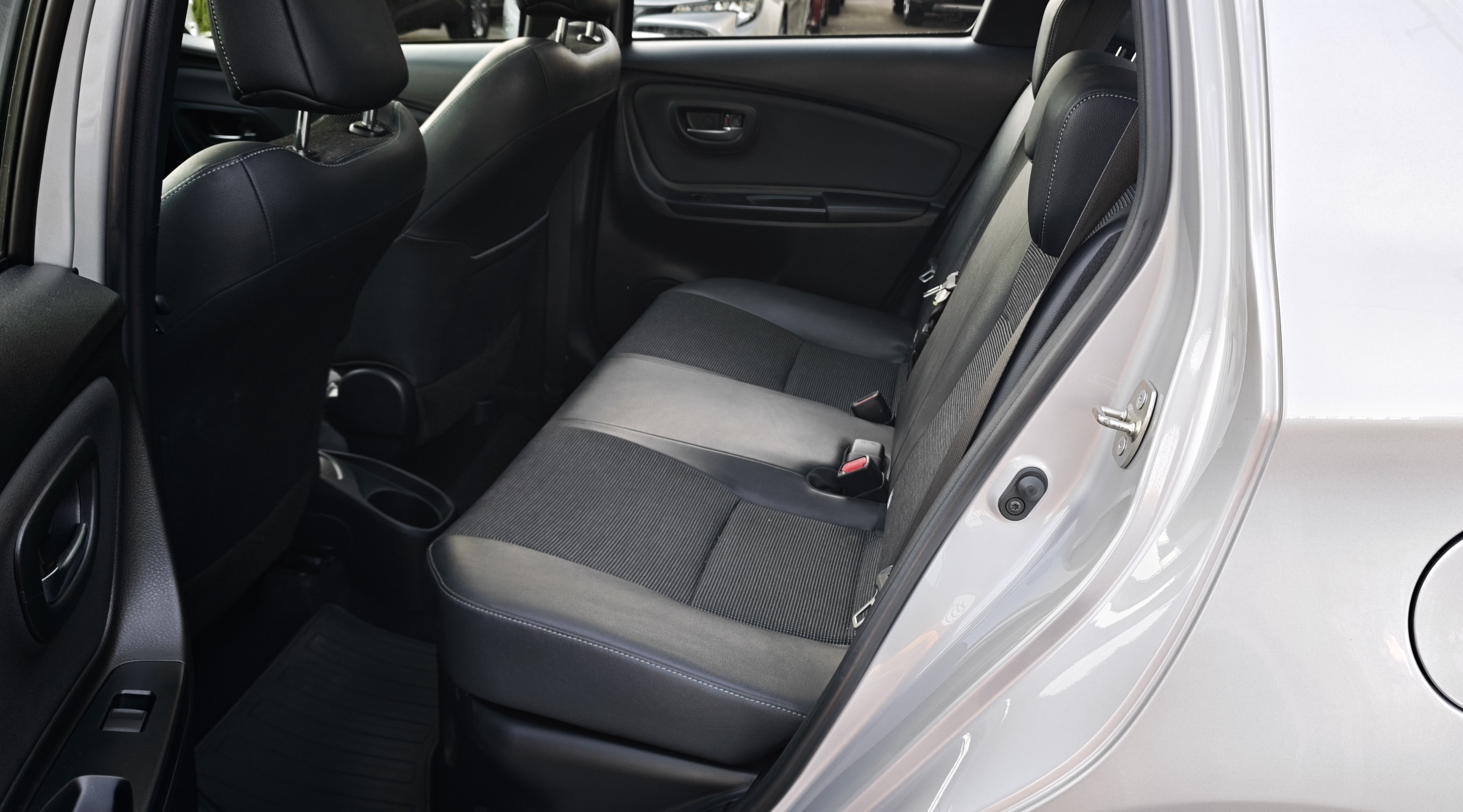 TOYOTA YARIS Yaris 1.5 Hybrid GR SPORT