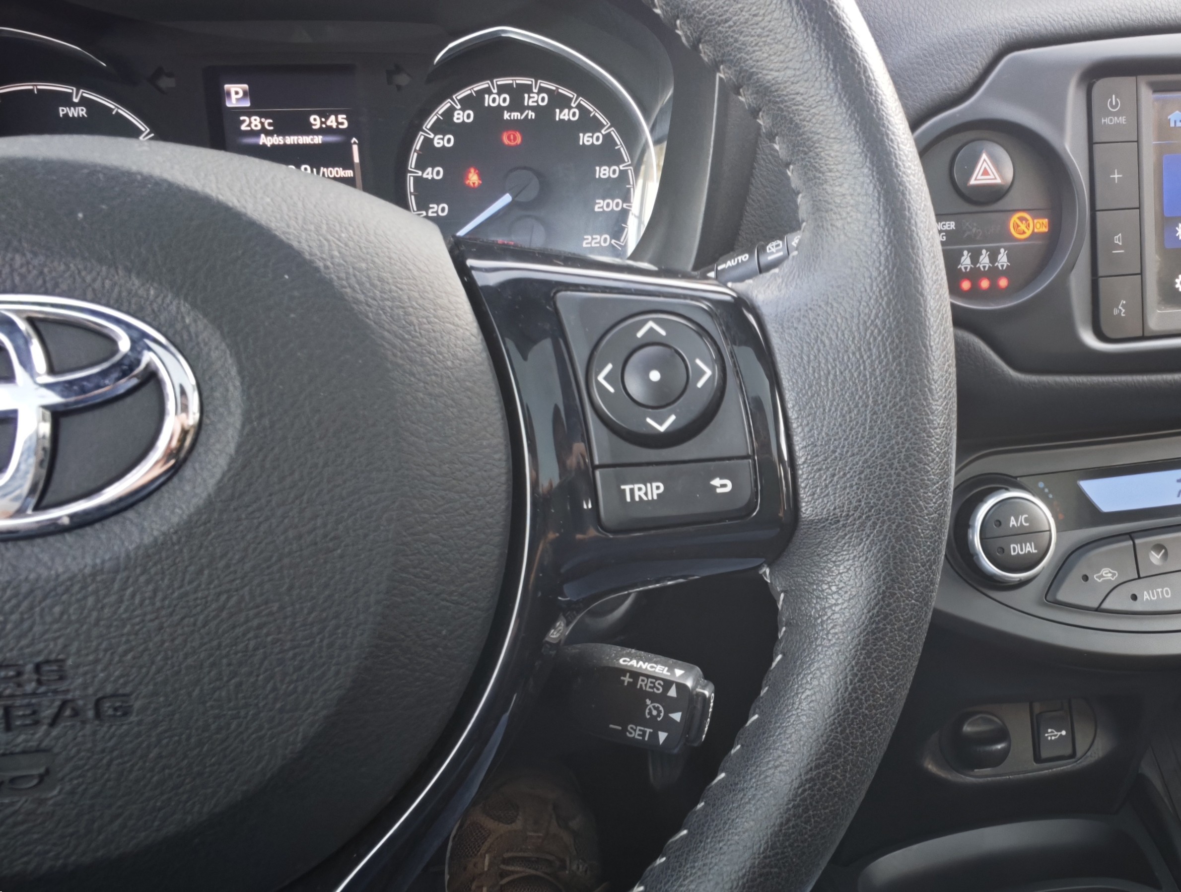 TOYOTA YARIS Yaris 1.5 Hybrid GR SPORT