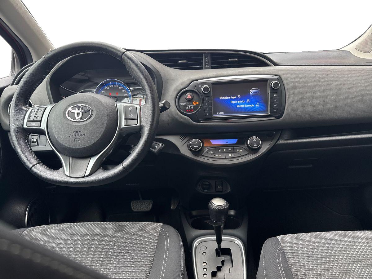TOYOTA YARIS Yaris 1.5 Hybrid Comfort + Pack Style