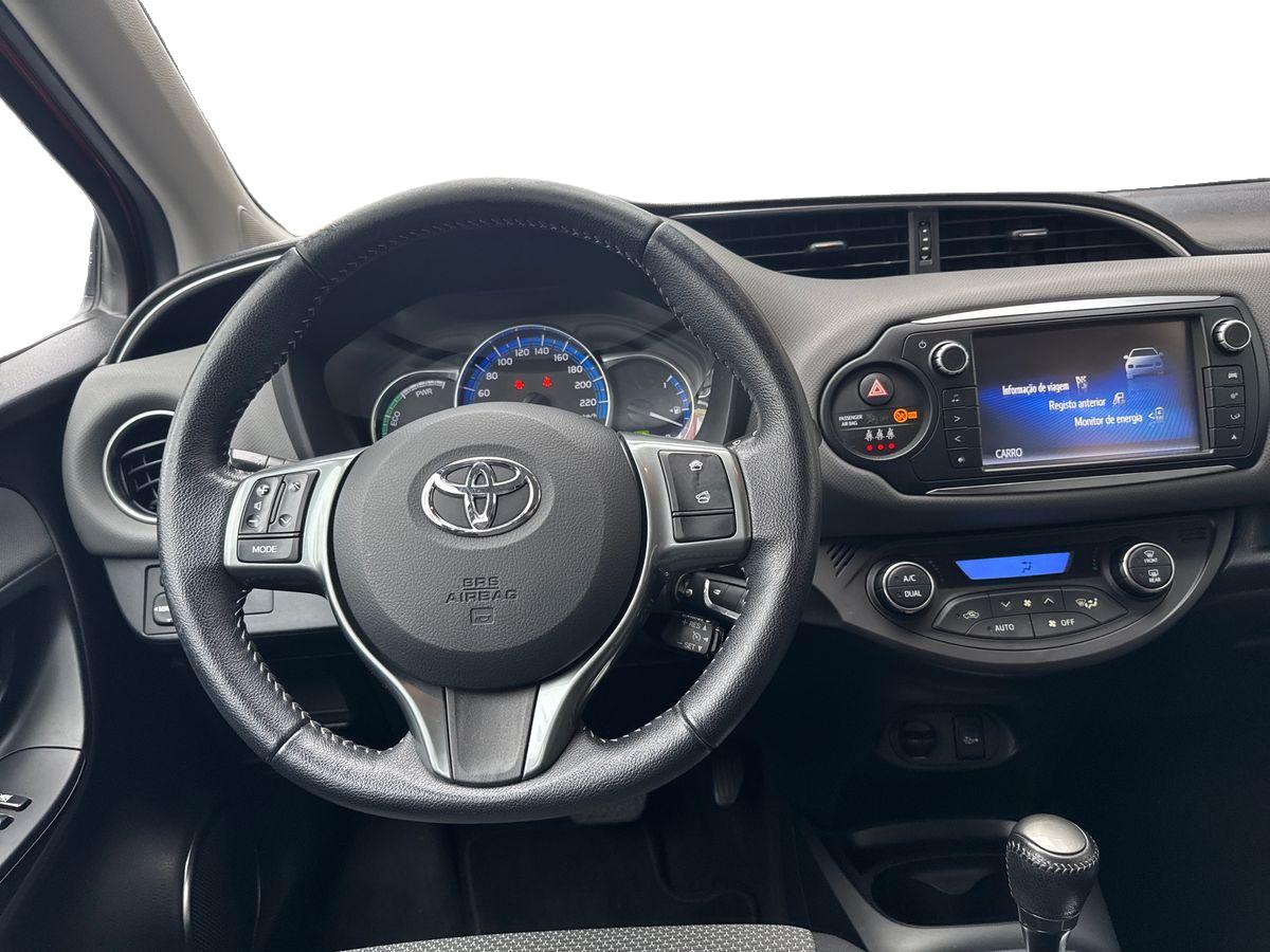 TOYOTA YARIS Yaris 1.5 Hybrid Comfort + Pack Style
