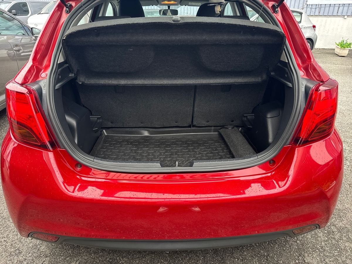 TOYOTA YARIS Yaris 1.5 Hybrid Comfort + Pack Style