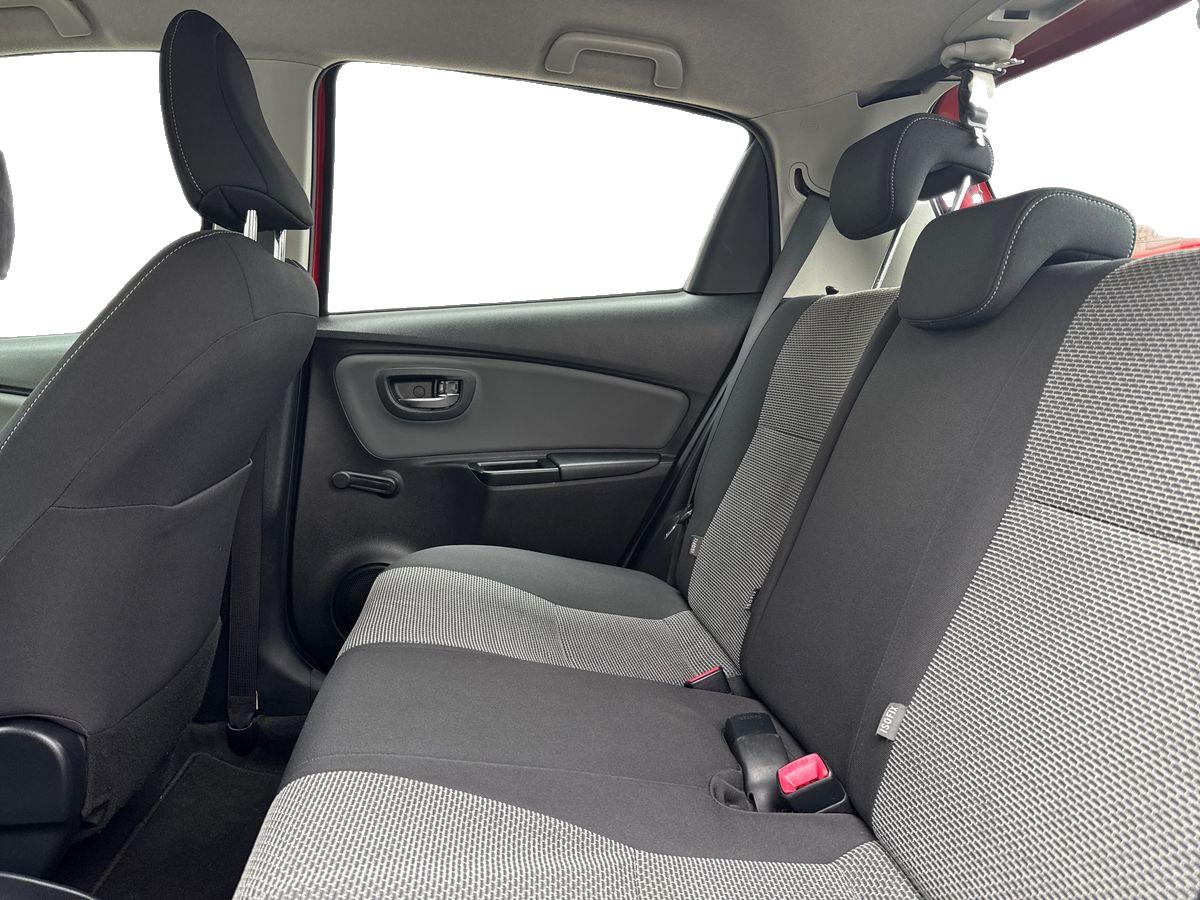 TOYOTA YARIS Yaris 1.5 Hybrid Comfort + Pack Style