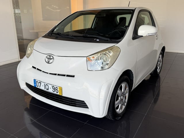 TOYOTA IQ iQ 1.0 