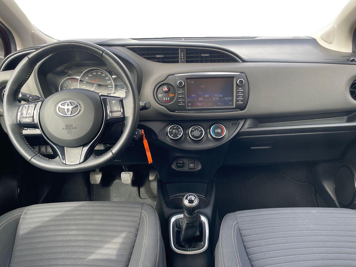 TOYOTA YARIS Yaris 1.0 5P Comfort + Pack Style