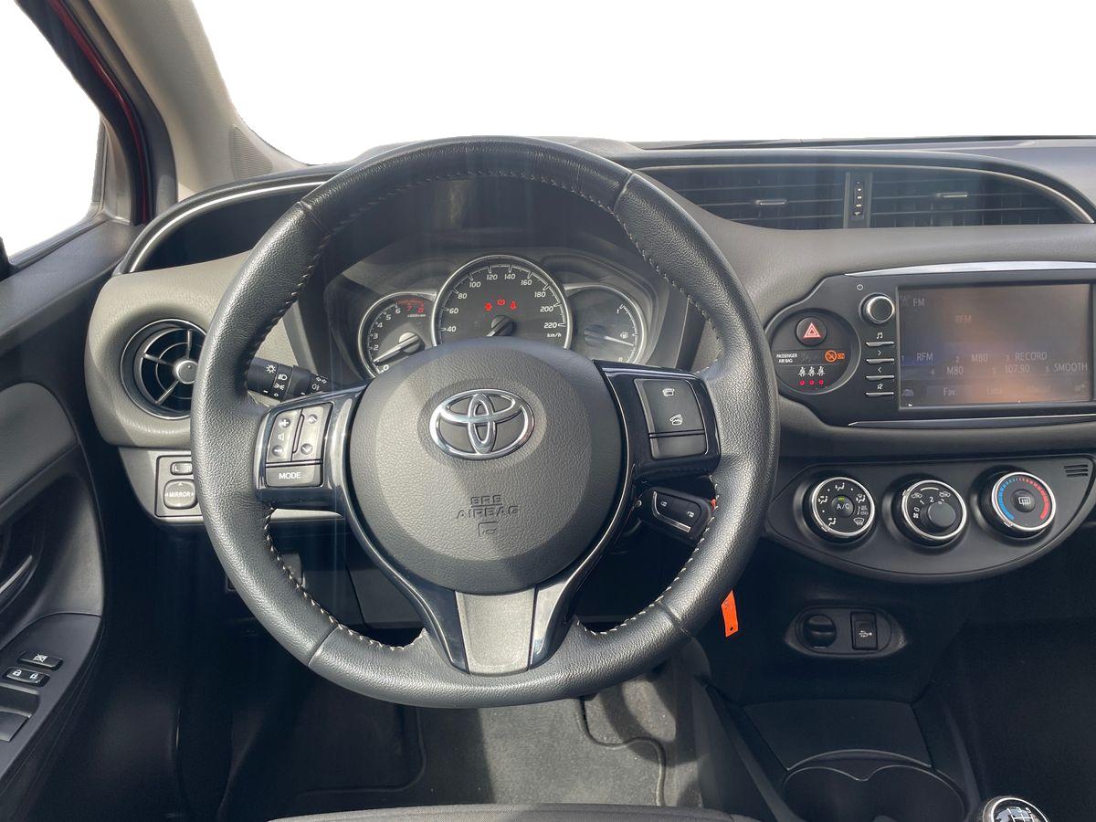TOYOTA YARIS Yaris 1.0 5P Comfort + Pack Style
