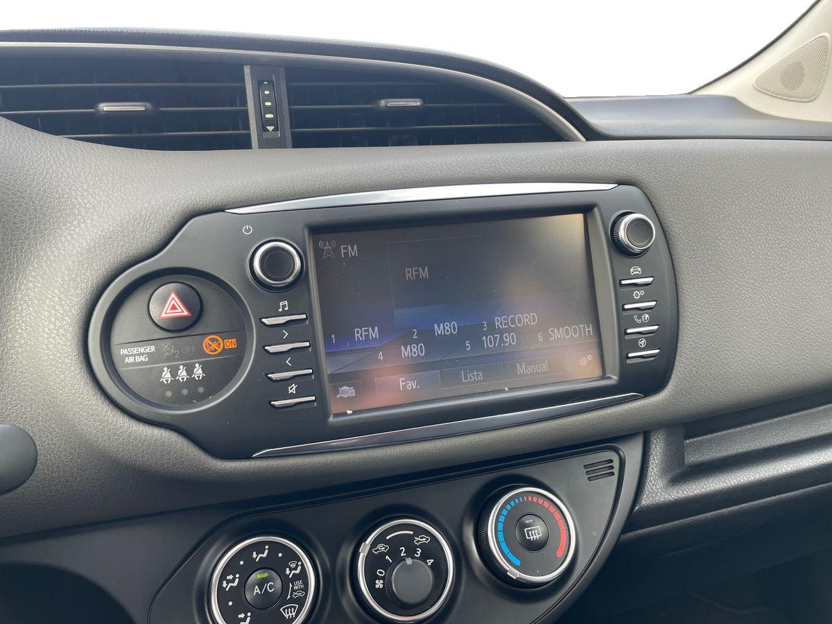 TOYOTA YARIS Yaris 1.0 5P Comfort + Pack Style
