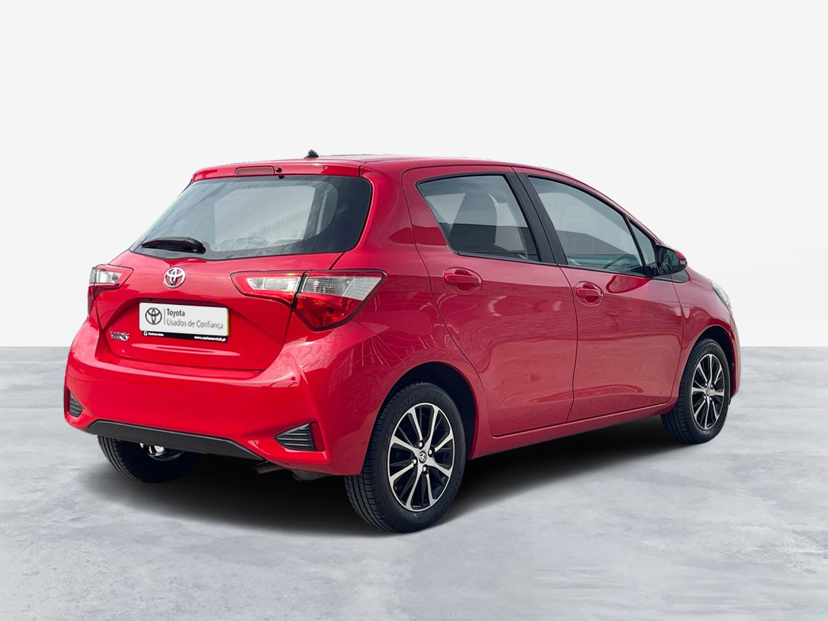 TOYOTA YARIS Yaris 1.0 5P Comfort + Pack Style