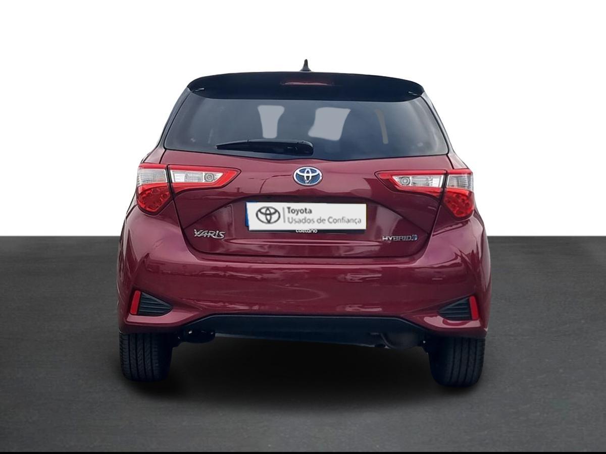 TOYOTA YARIS Yaris 1.5 Hybrid SQUARE Collection Red