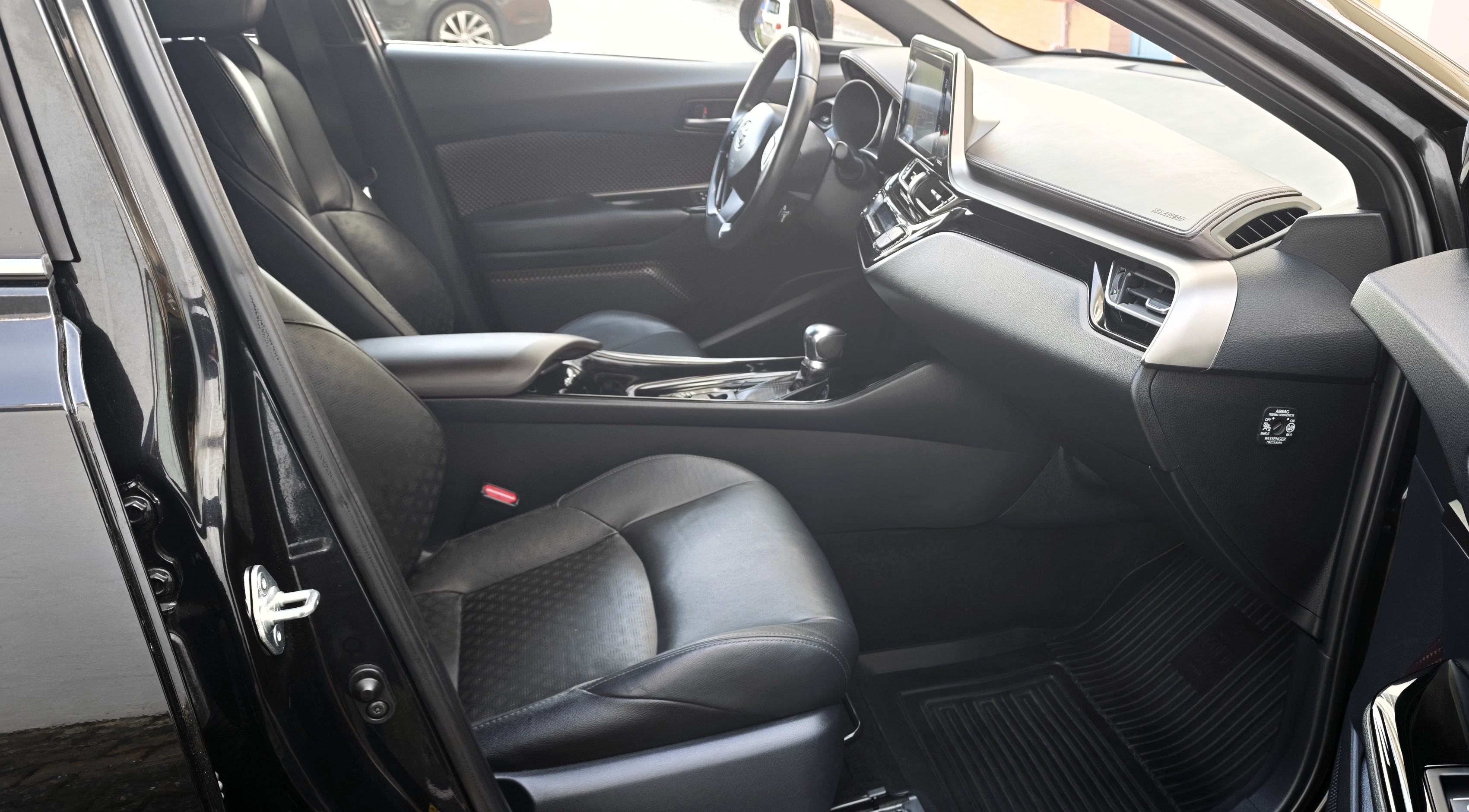 TOYOTA TOYOTA C-HR C-HR 1.8 Hybrid Exclusive + Pack Luxury