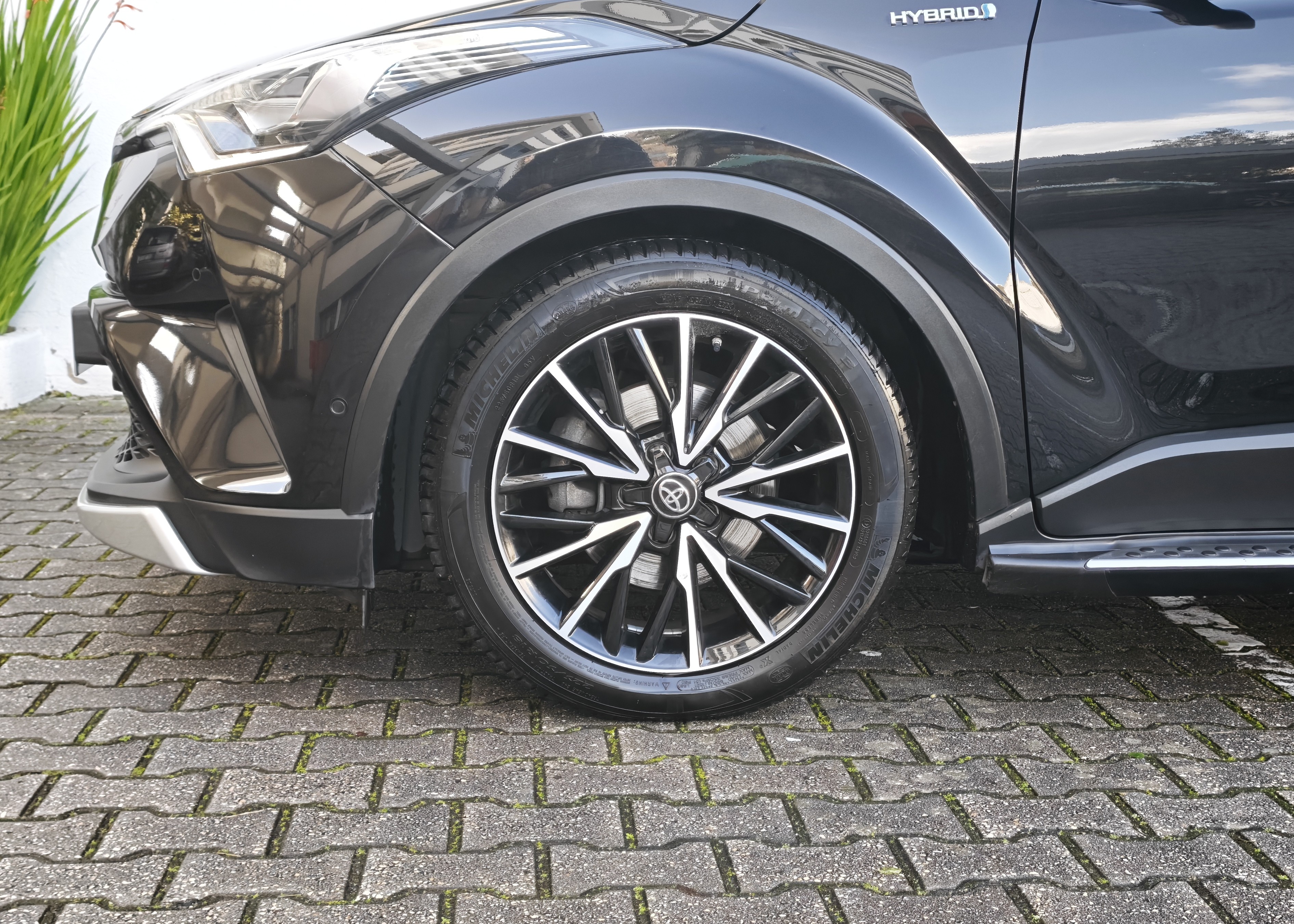 TOYOTA TOYOTA C-HR C-HR 1.8 Hybrid Exclusive + Pack Luxury