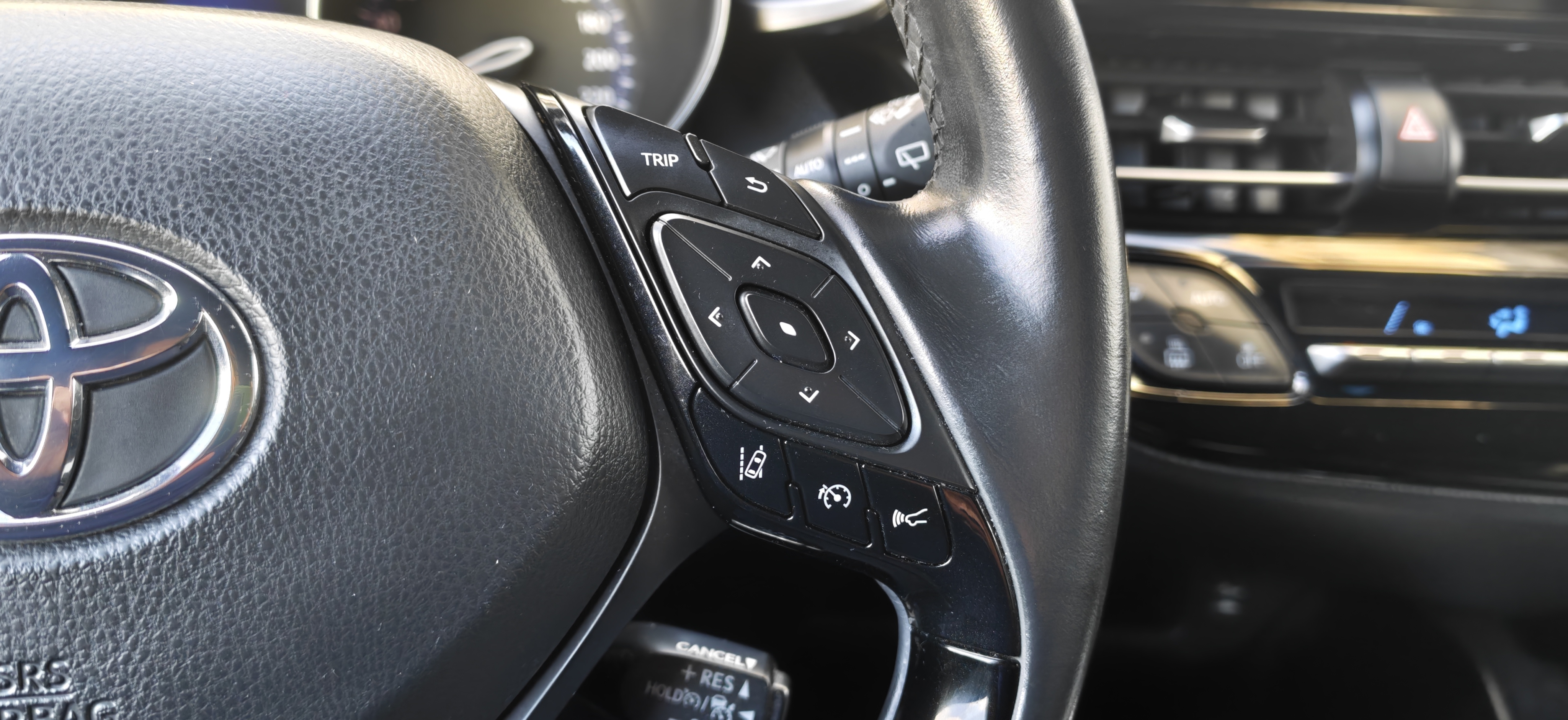 TOYOTA TOYOTA C-HR C-HR 1.8 Hybrid Exclusive + Pack Luxury