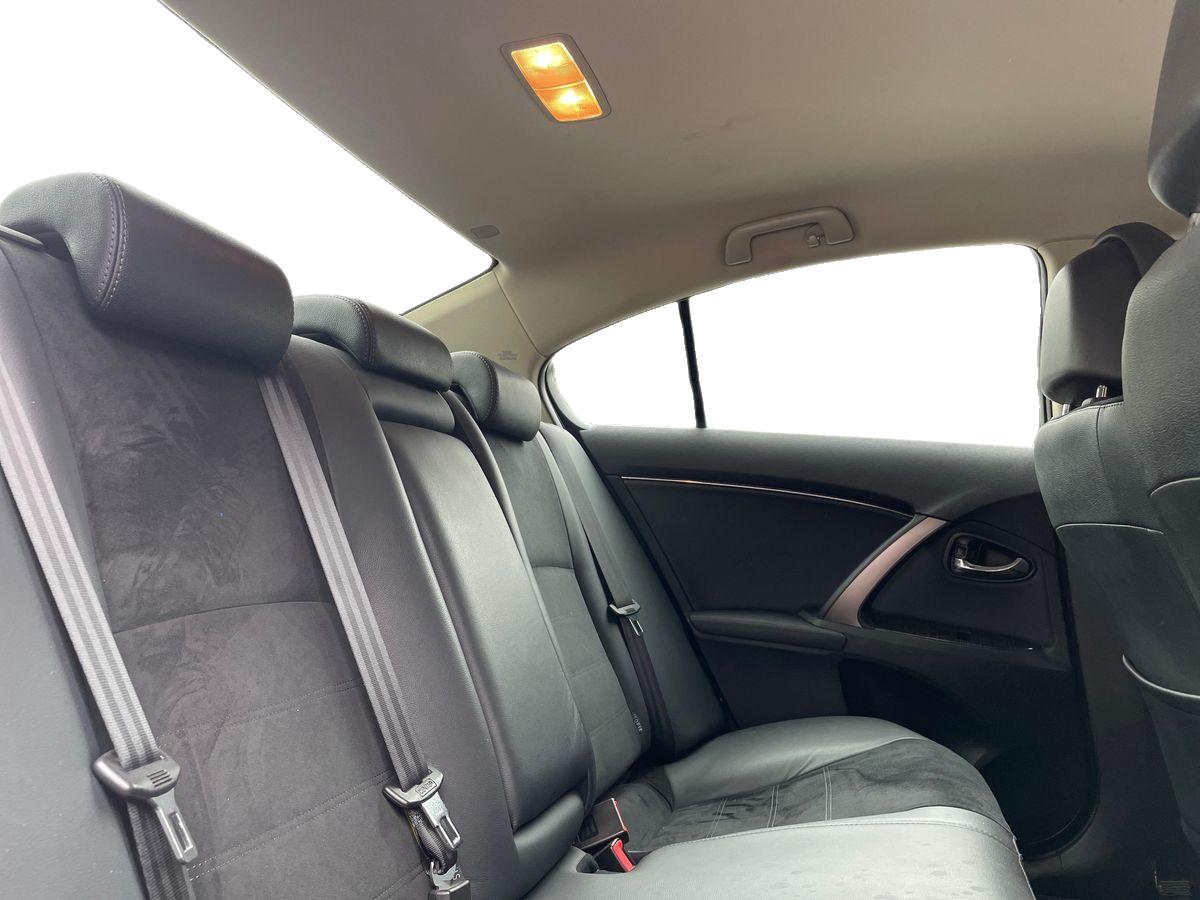 TOYOTA AVENSIS Avensis SD 2.0D Luxury+Navi