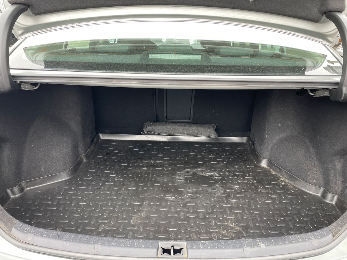 TOYOTA AVENSIS Avensis SD 2.0D Luxury+Navi
