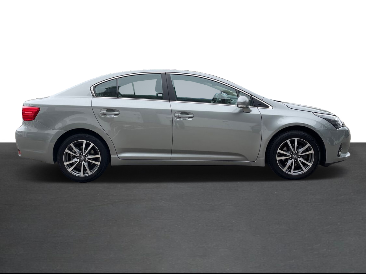 TOYOTA AVENSIS Avensis SD 2.0D Luxury+Navi