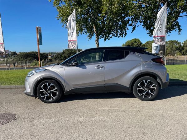 TOYOTA C-HR 1.8 Hybrid SQUARE Collection