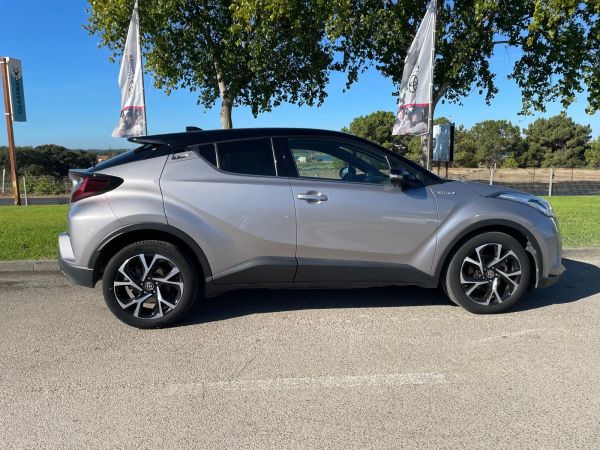 TOYOTA C-HR 1.8 Hybrid SQUARE Collection