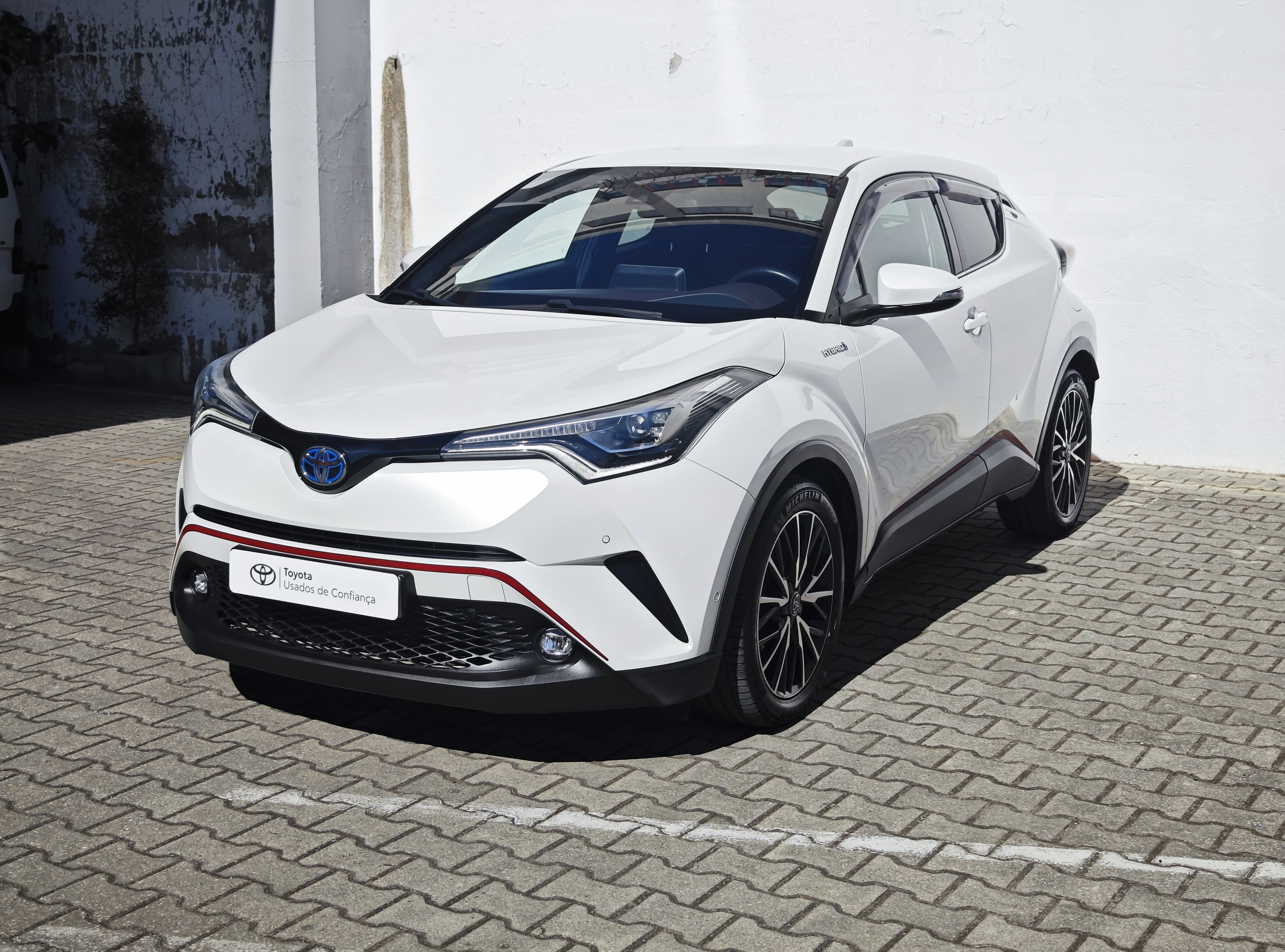 TOYOTA TOYOTA C-HR C-HR 1.8 Hybrid Exclusive + Pack Luxury
