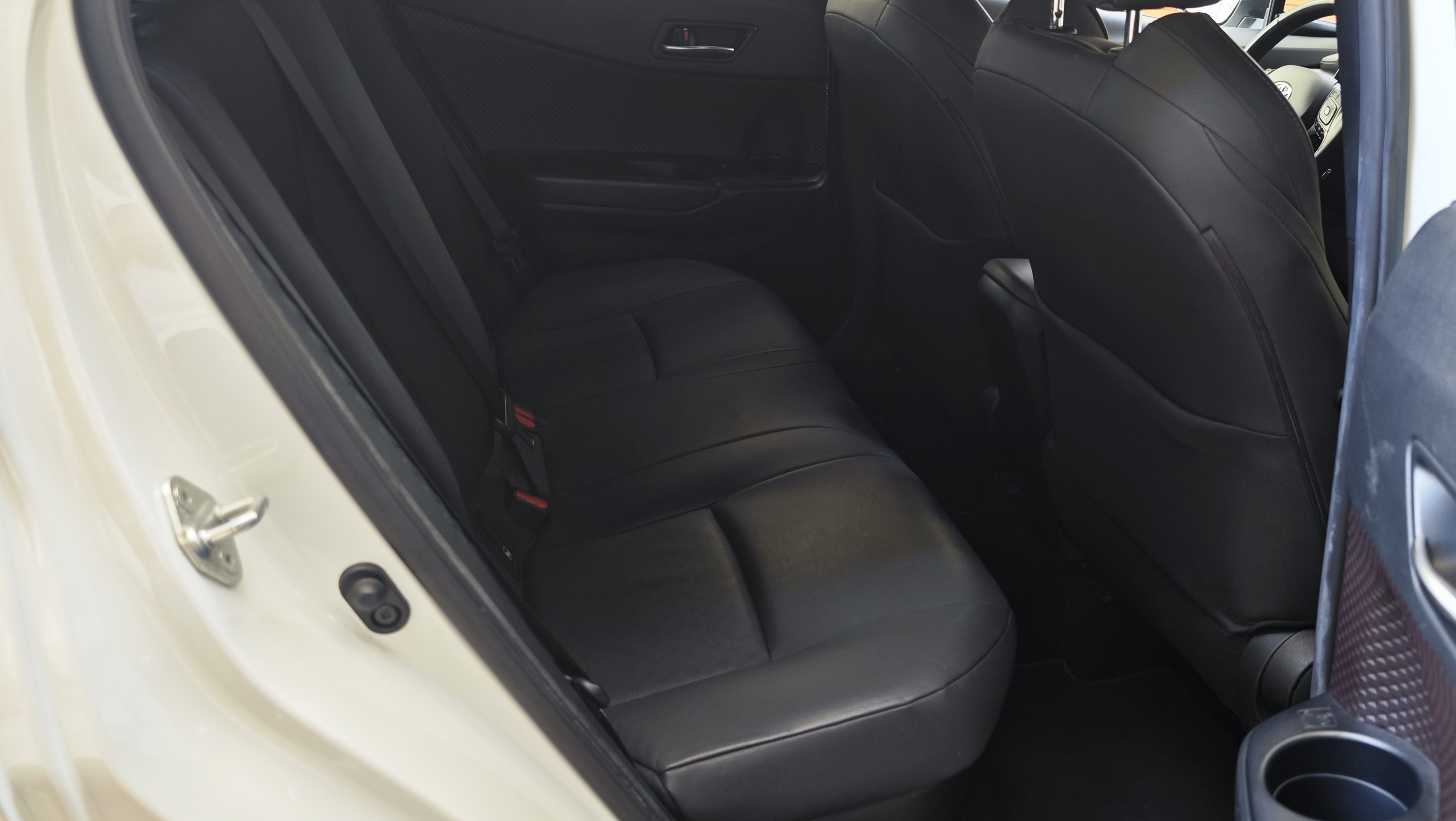 TOYOTA TOYOTA C-HR C-HR 1.8 Hybrid Exclusive + Pack Luxury