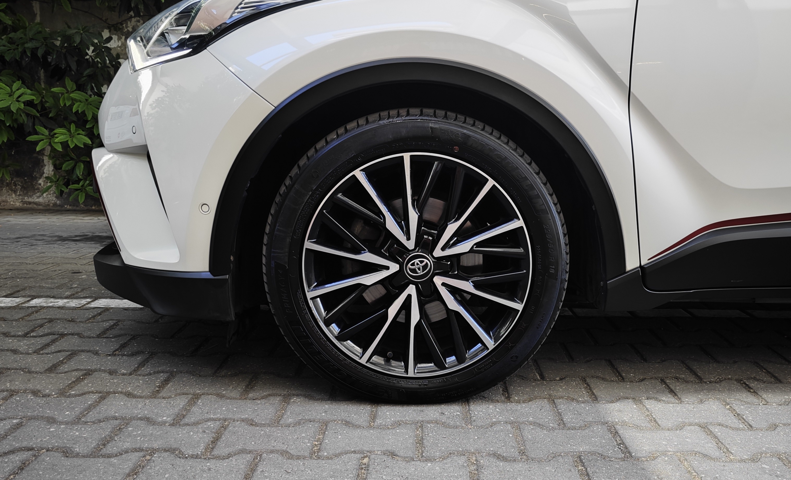 TOYOTA TOYOTA C-HR C-HR 1.8 Hybrid Exclusive + Pack Luxury