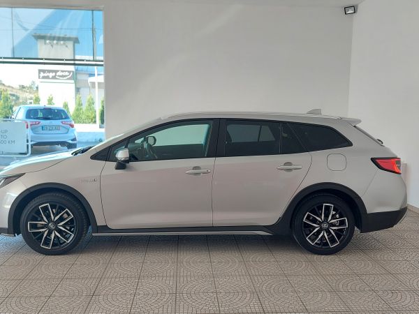 TOYOTA COROLLA 2.0 Hybrid TREK