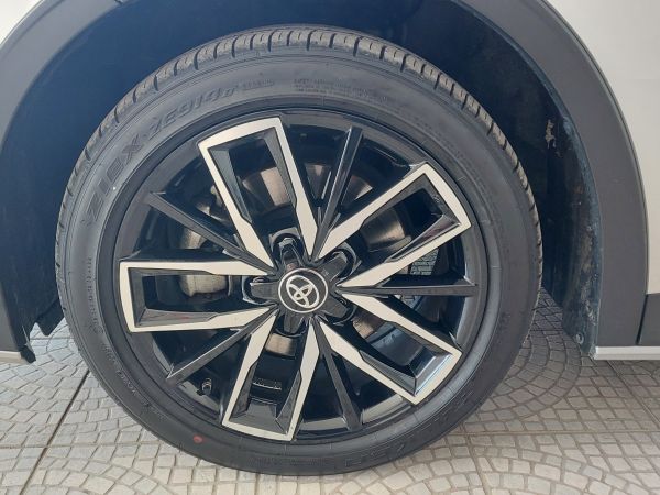 TOYOTA COROLLA 2.0 Hybrid TREK