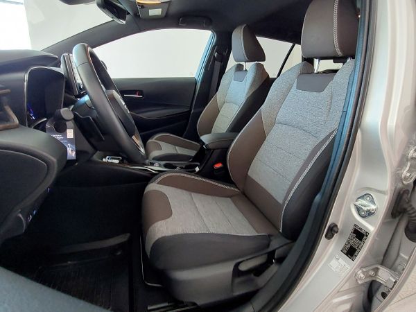 TOYOTA COROLLA 2.0 Hybrid TREK