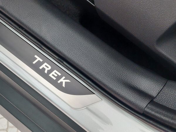 TOYOTA COROLLA 2.0 Hybrid TREK