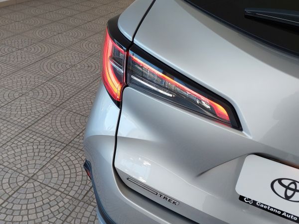 TOYOTA COROLLA 2.0 Hybrid TREK