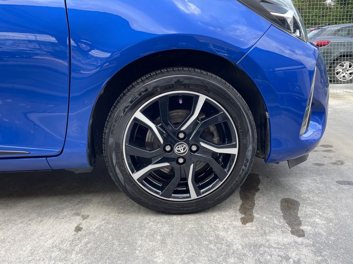 TOYOTA YARIS Yaris 1.5 Hybrid SQUARE Collection Blue