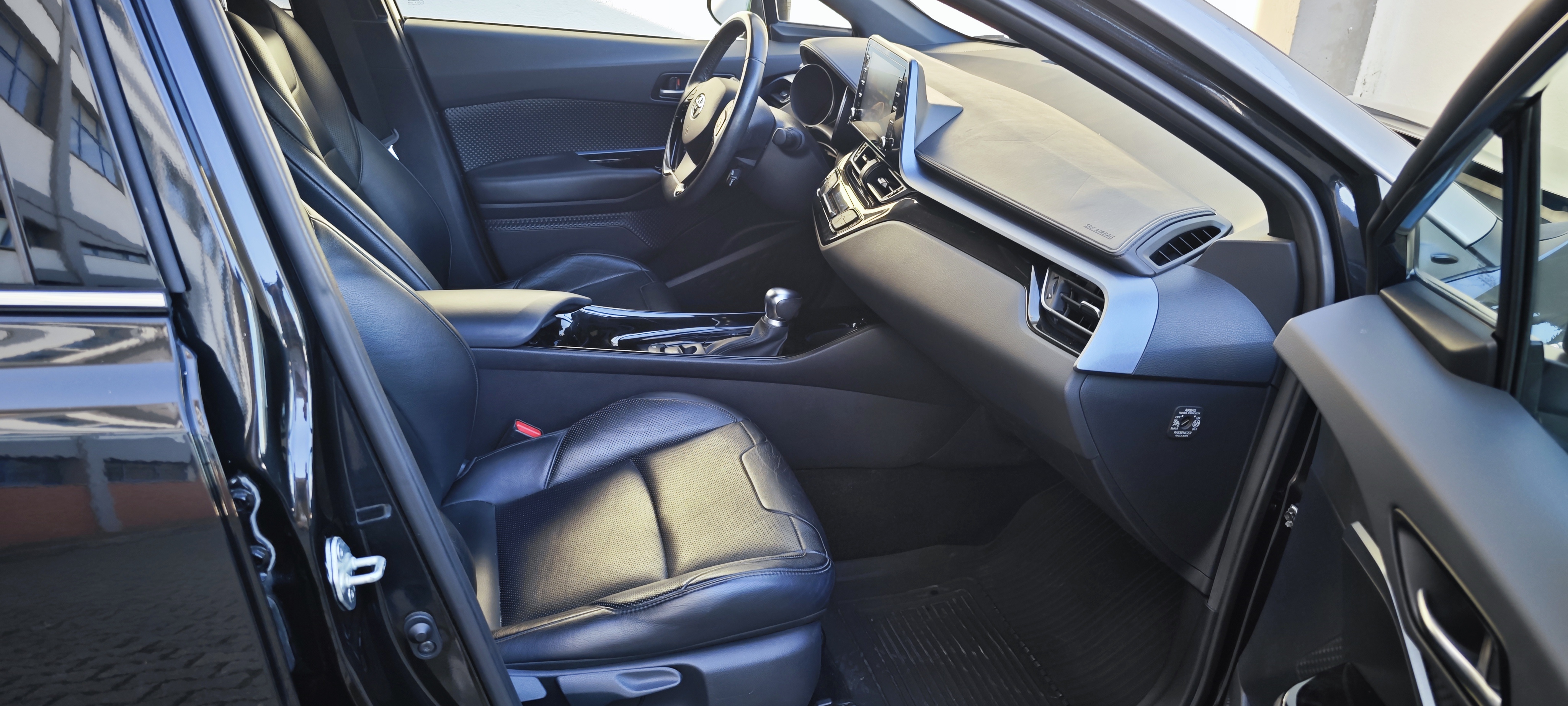 TOYOTA TOYOTA C-HR C-HR 2.0 Hybrid Dynamic Force SQUARE Collection