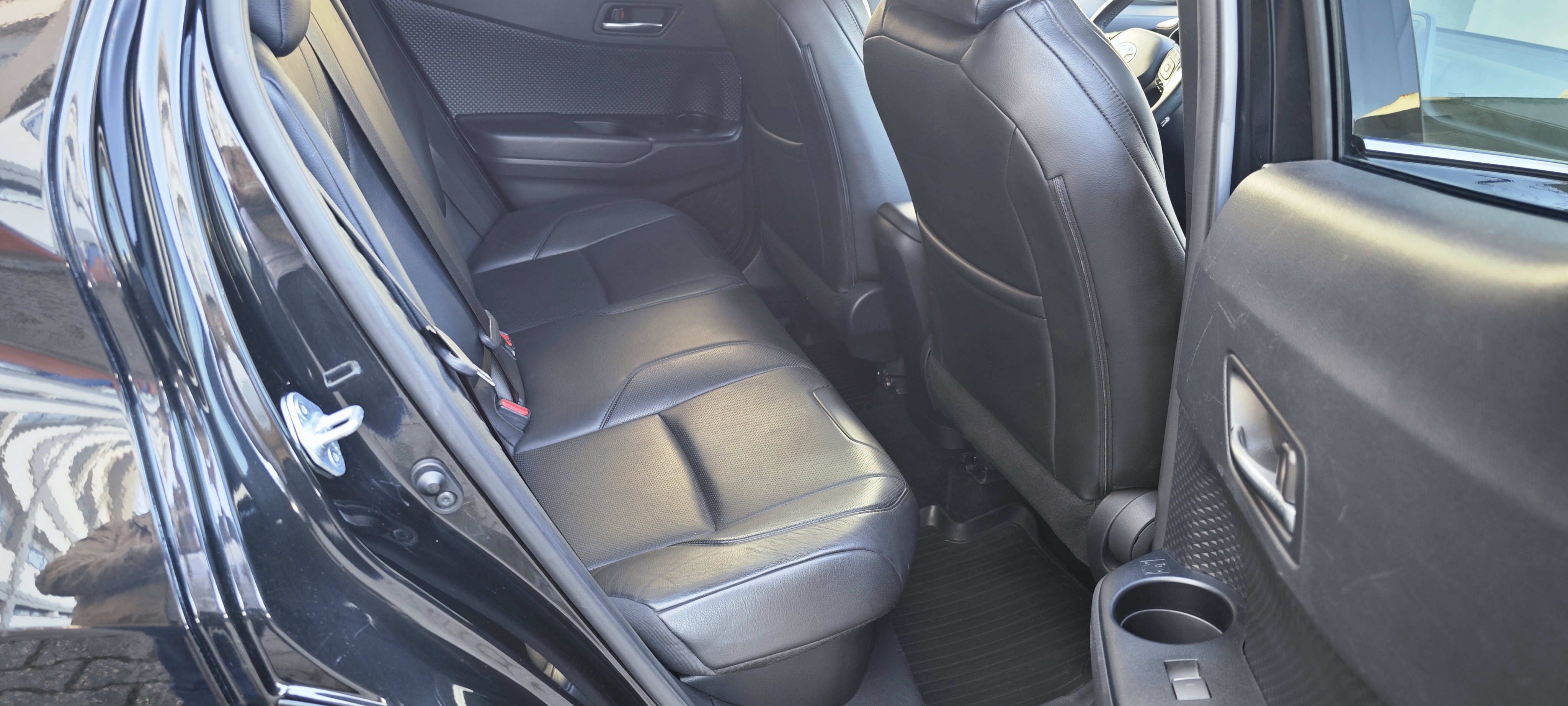 TOYOTA TOYOTA C-HR C-HR 2.0 Hybrid Dynamic Force SQUARE Collection