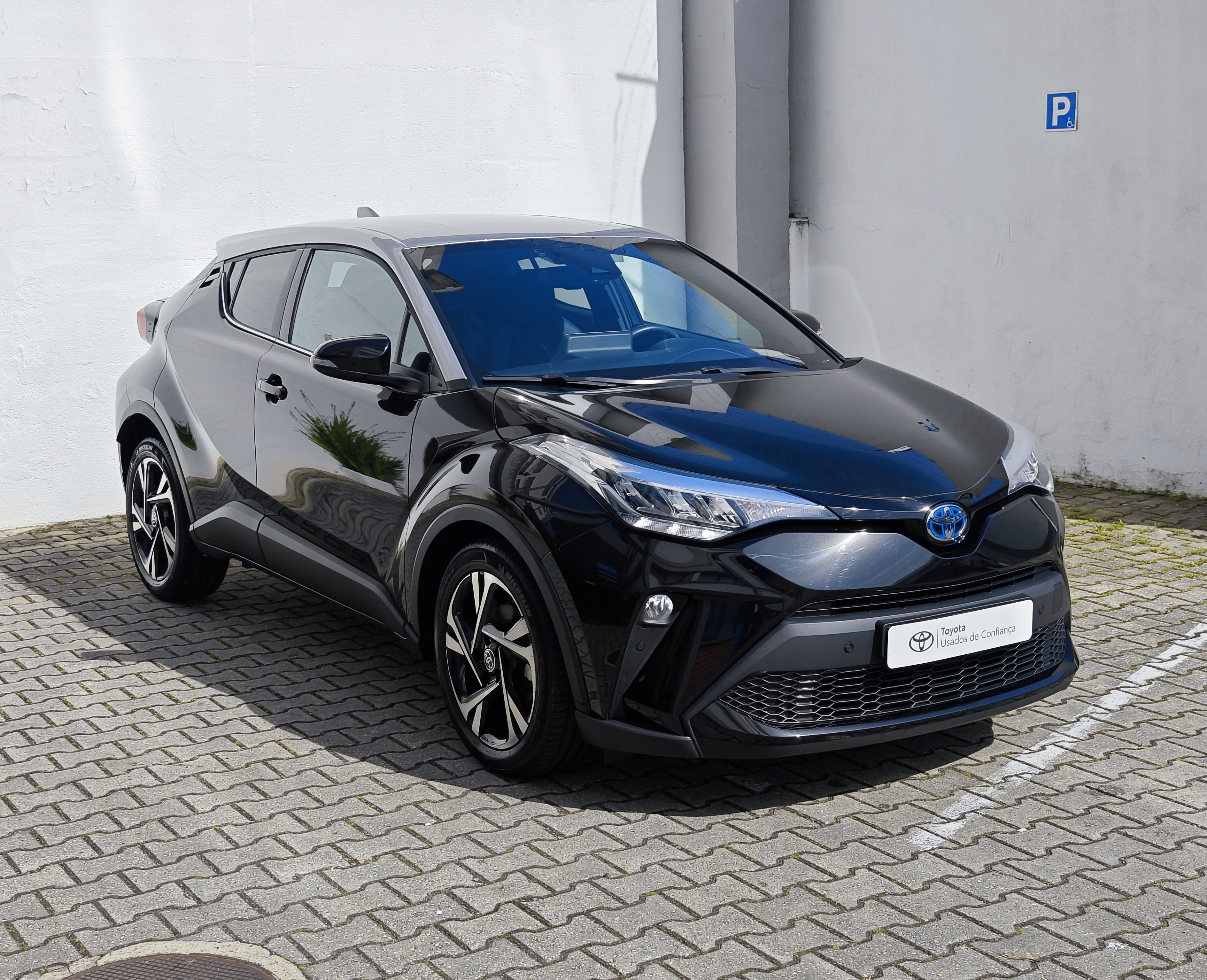 TOYOTA TOYOTA C-HR C-HR 2.0 Hybrid Dynamic Force SQUARE Collection
