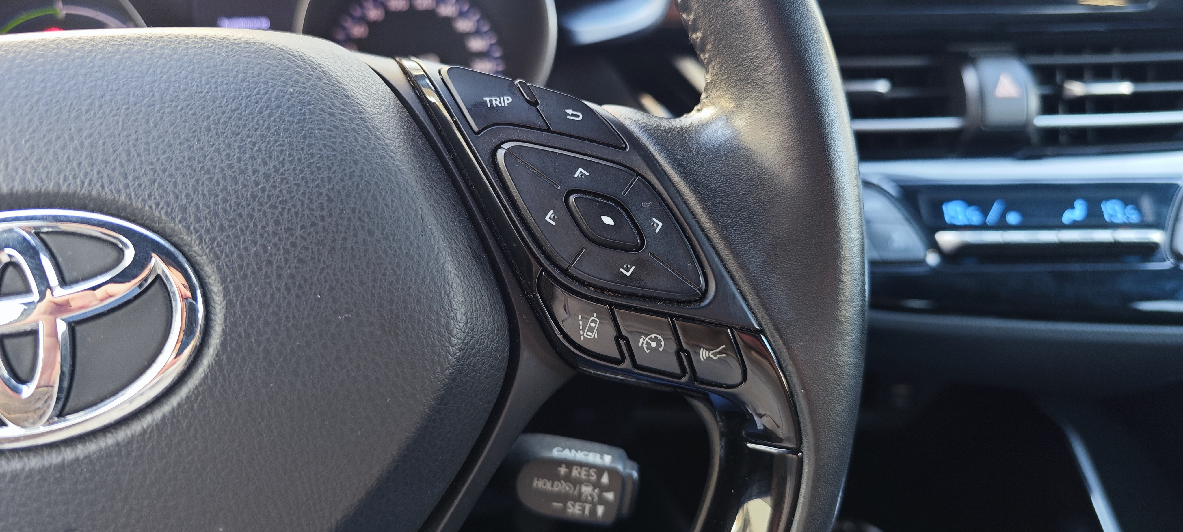 TOYOTA TOYOTA C-HR C-HR 2.0 Hybrid Dynamic Force SQUARE Collection