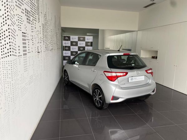 TOYOTA YARIS Yaris 1.0 5P Comfort