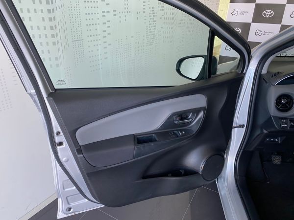 TOYOTA YARIS Yaris 1.0 5P Comfort