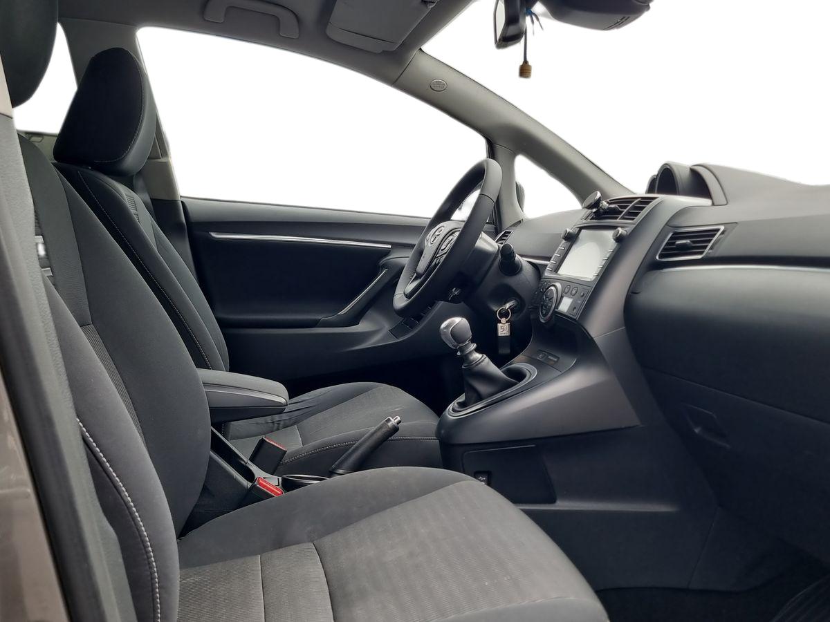 TOYOTA VERSO Verso Comfort 1.6 D-4D