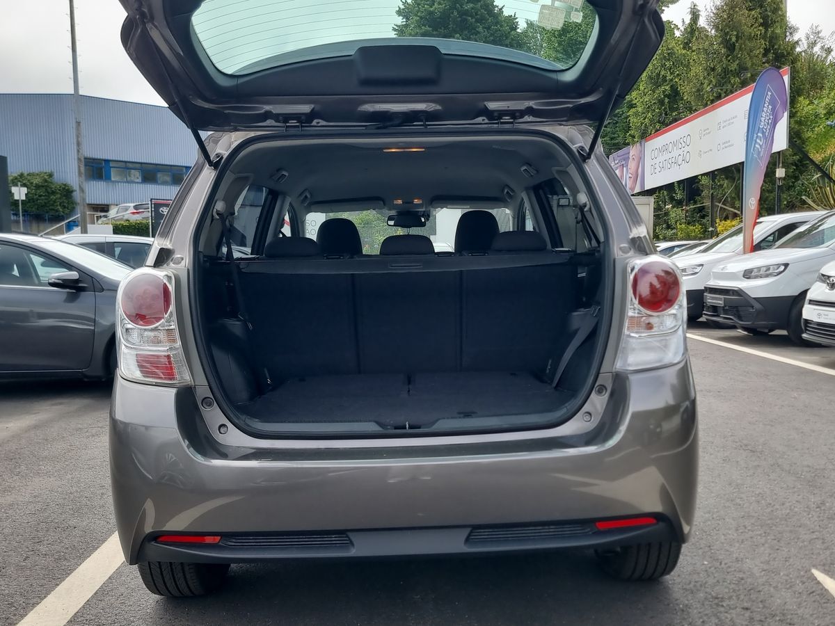 TOYOTA VERSO Verso Comfort 1.6 D-4D