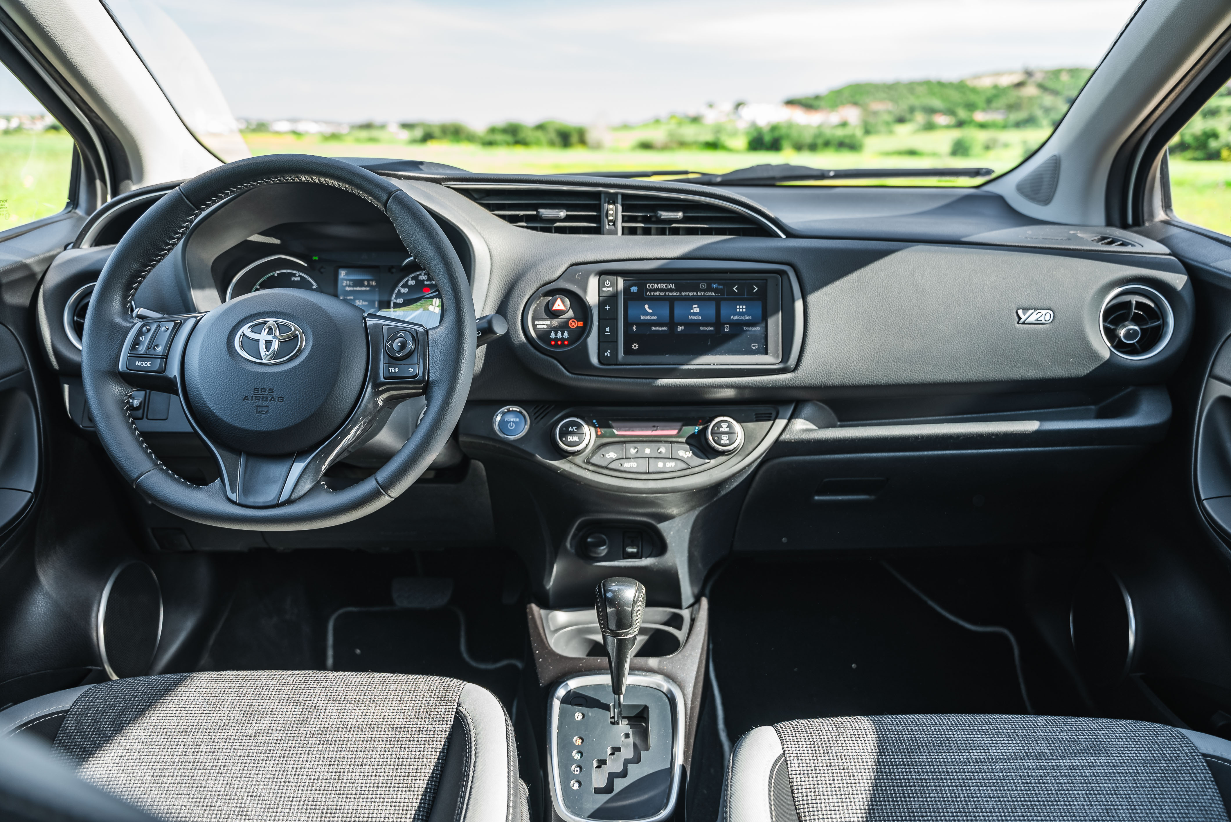 TOYOTA YARIS Yaris 1.5 Hybrid 20 Anos