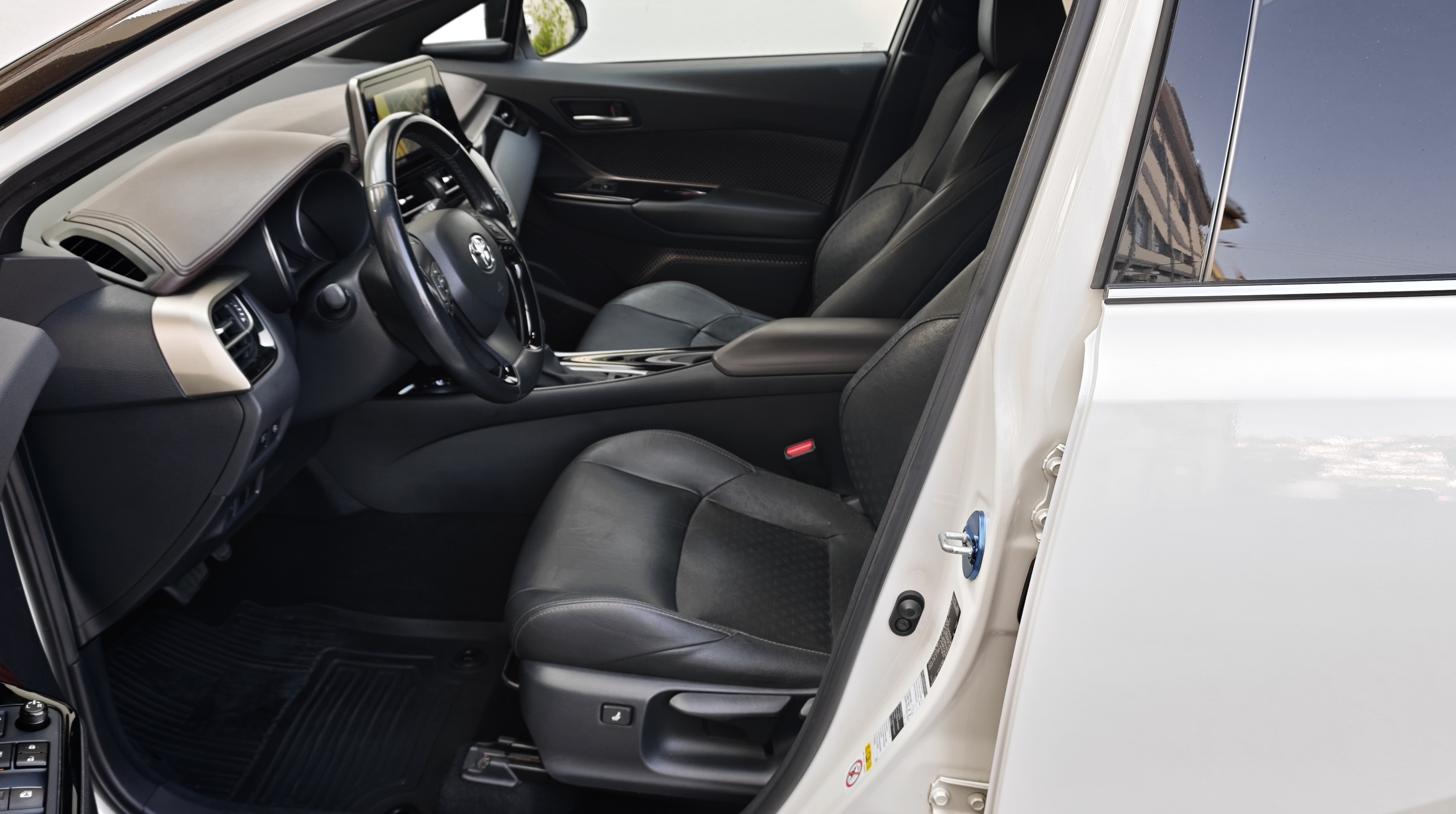 TOYOTA TOYOTA C-HR C-HR 1.8 Hybrid Exclusive + Pack Luxury