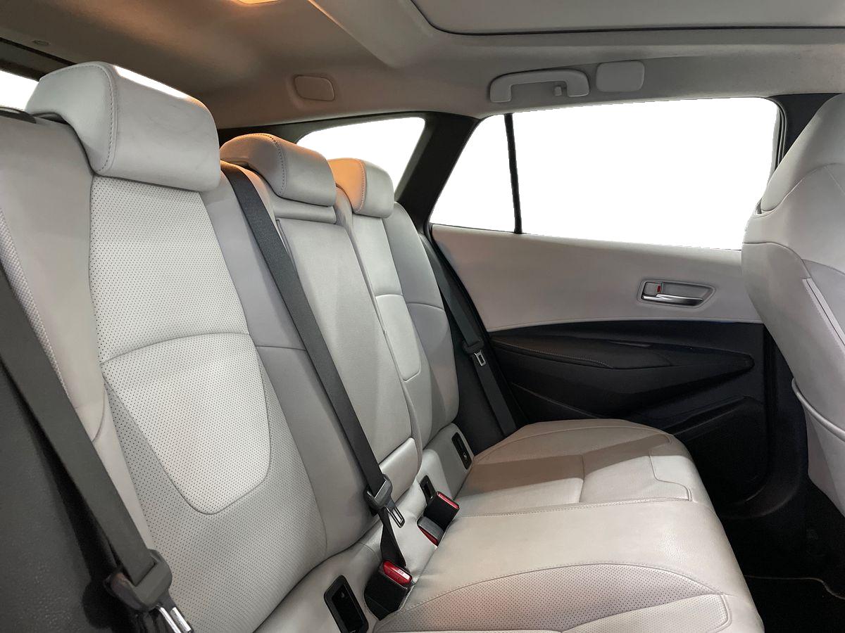 TOYOTA COROLLA TS Corolla TS 2.0 Hybrid Dynamic Force Luxury White