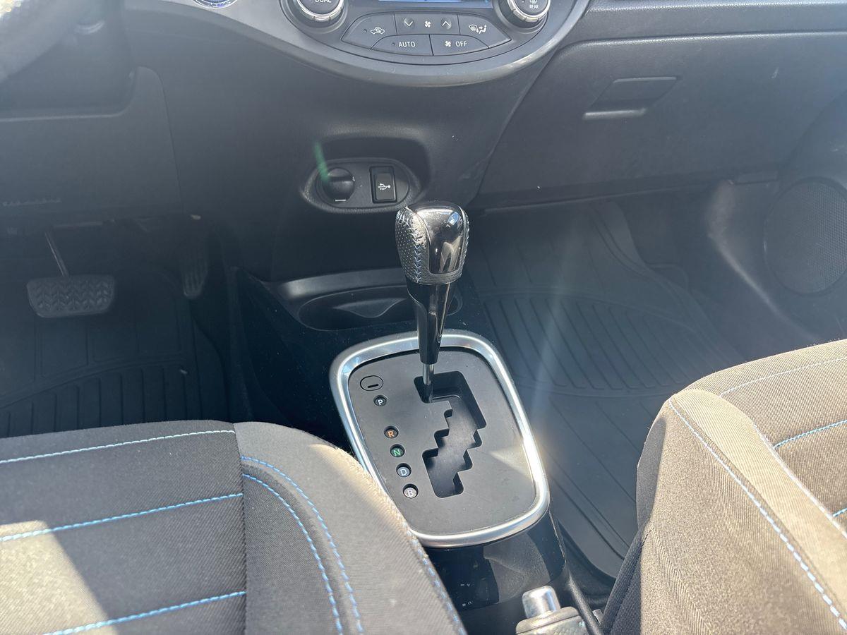 TOYOTA YARIS Yaris 1.5 Hybrid SQUARE Collection Blue