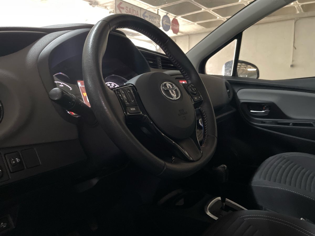 TOYOTA YARIS Yaris 1.5 Hybrid Comfort
