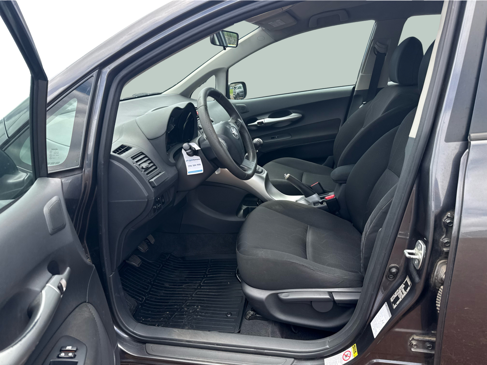 TOYOTA AURIS Auris 5P 1.33 Active+AC