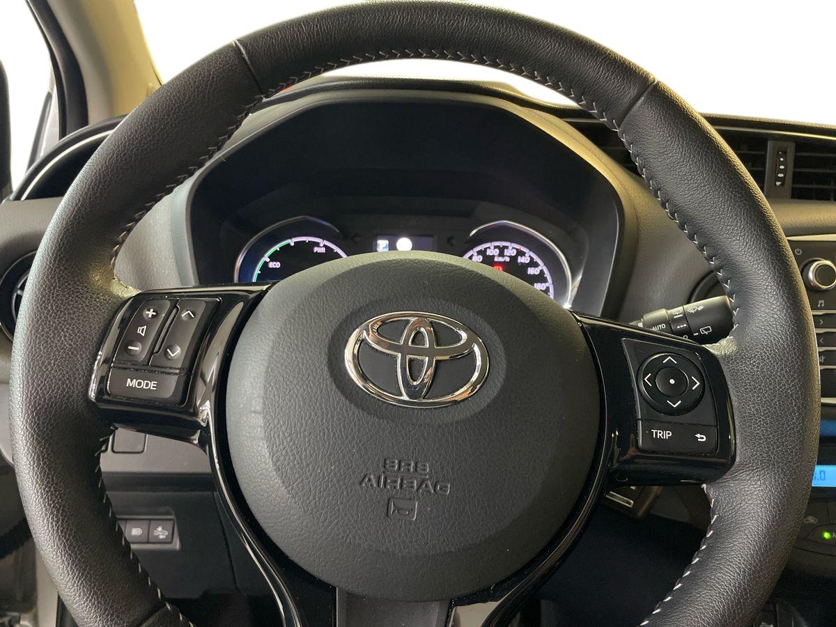 TOYOTA YARIS Yaris 1.5 Hybrid Comfort + Pack Style
