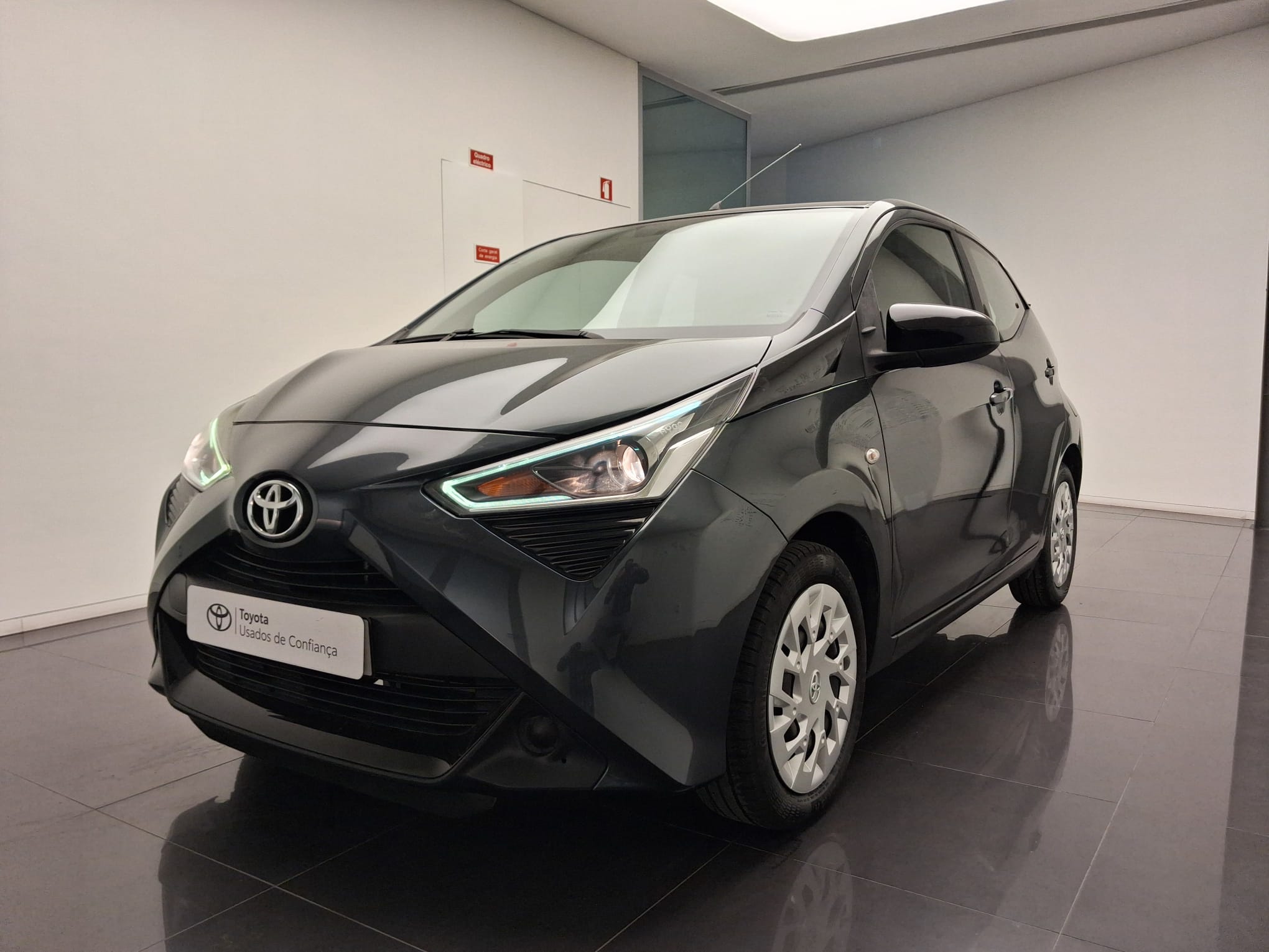 TOYOTA AYGO AYGO 5P 1.0 x-play + x-touch